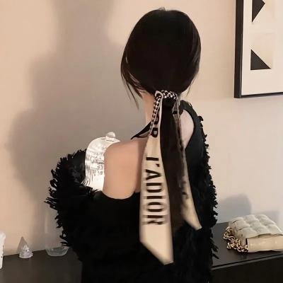 有些女孩这样做